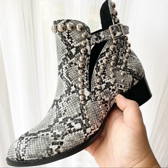 jeffrey campbell rylance studded bootie